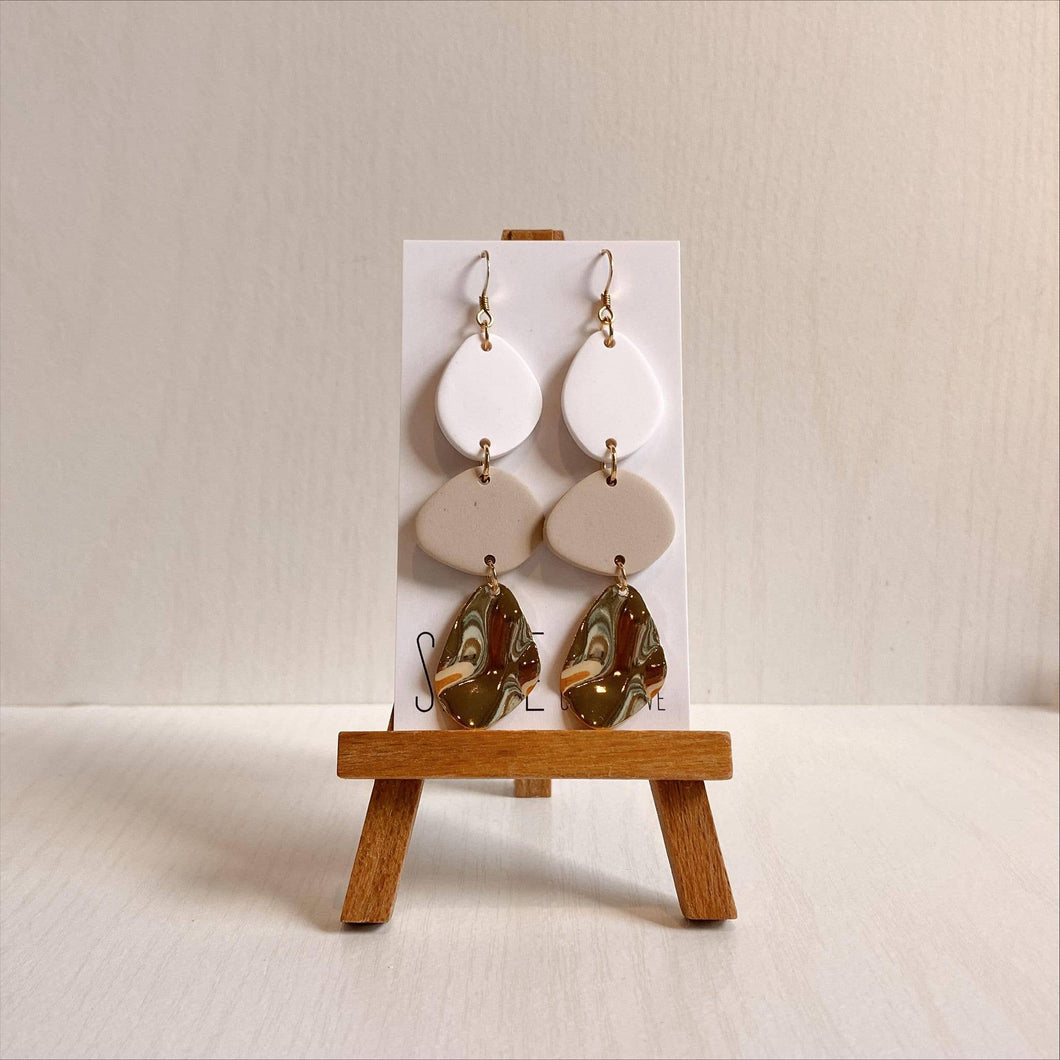 River - White/Nude/Gold Clay Earrings
